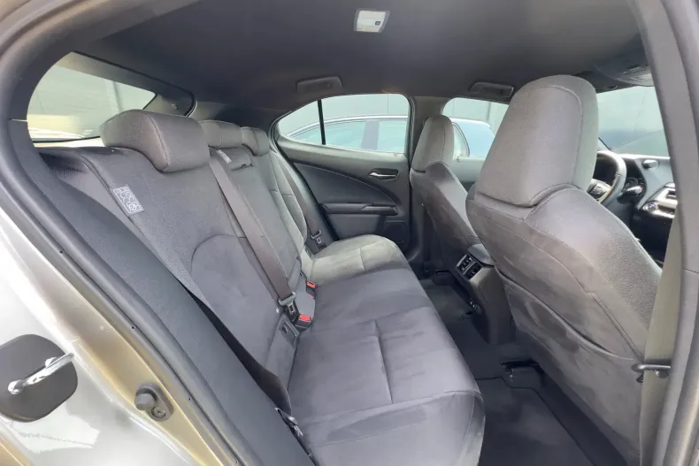 Lexus UX din 2019 cu 88.037 km - oferta LEX148515 - foto 11