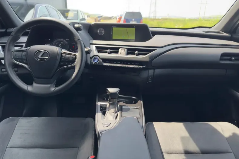 Lexus UX din 2019 cu 88.037 km - oferta LEX148515 - foto 13