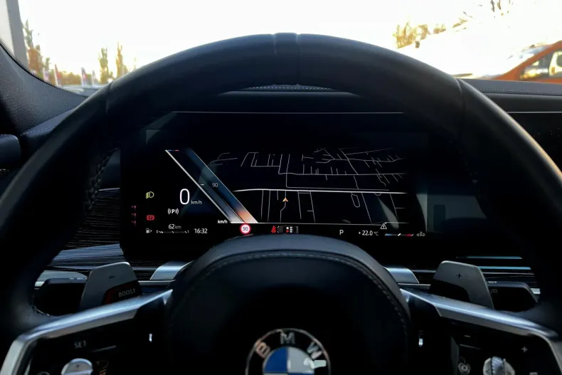 BMW Seria 7 din 2023 cu 41.940 km - oferta BMW148516 - foto 26