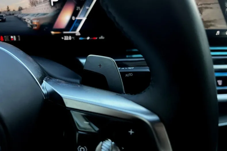 BMW Seria 7 din 2023 cu 41.940 km - oferta BMW148516 - foto 36