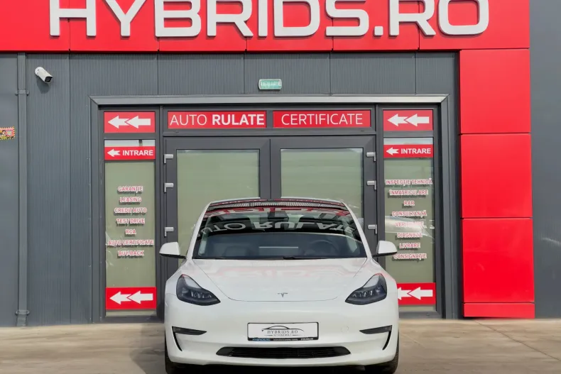 Tesla Model 3 din 2021 cu 95.190 km - oferta TES148517 - foto 3