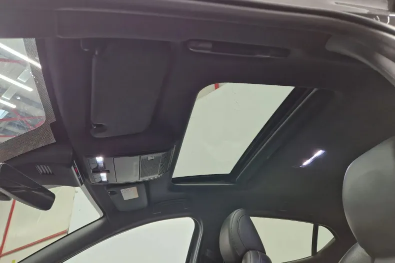 Mazda 3 din 2021 cu 60.061 km - oferta MAZ148521 - foto 9