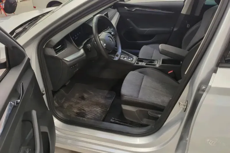 Skoda Octavia din 2021 cu 55.987 km - oferta SKO148522 - foto 4