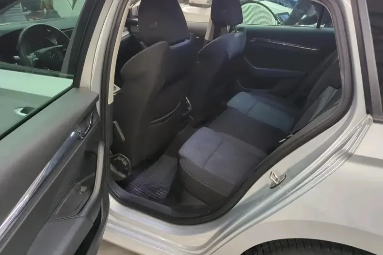 Skoda Octavia din 2021 cu 55.987 km - oferta SKO148522 - foto 6