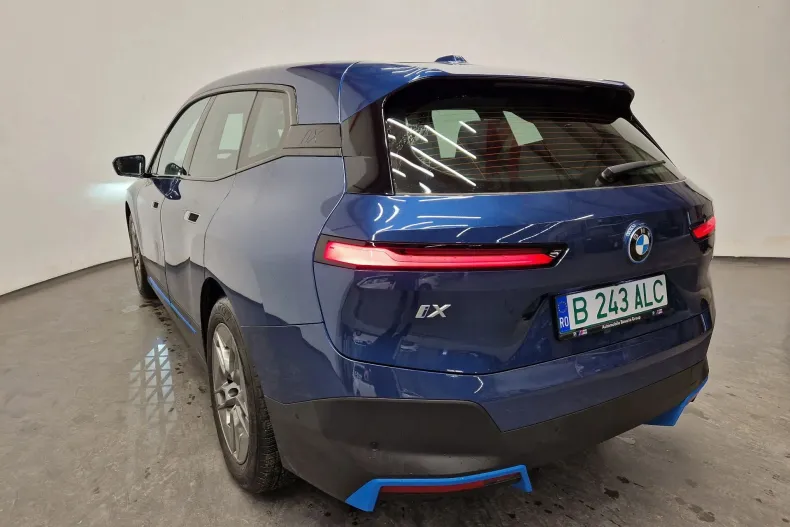 BMW iX din 2021 cu 24.017 km - oferta BMW148523 - foto 2
