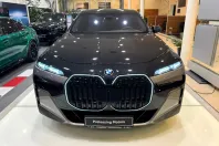 BMW Seria 7 din 2025 cu 1 km - oferta BMW148537 - foto 2