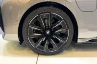 BMW Seria 7 din 2025 cu 1 km - oferta BMW148537 - foto 8