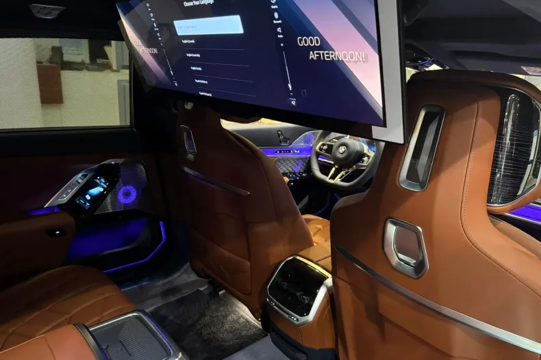 BMW Seria 7 din 2025 cu 1 km - oferta BMW148537 - foto 16