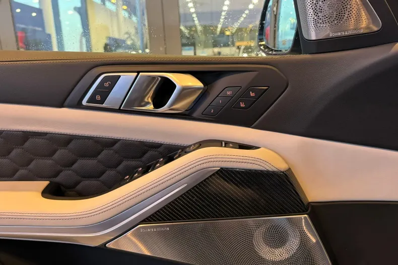 BMW X5 M din 2025 cu 1 km - oferta BMW148539 - foto 17