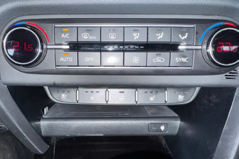 Kia XCeed din 2023 cu 77.500 km - oferta KIA148544 - foto 19