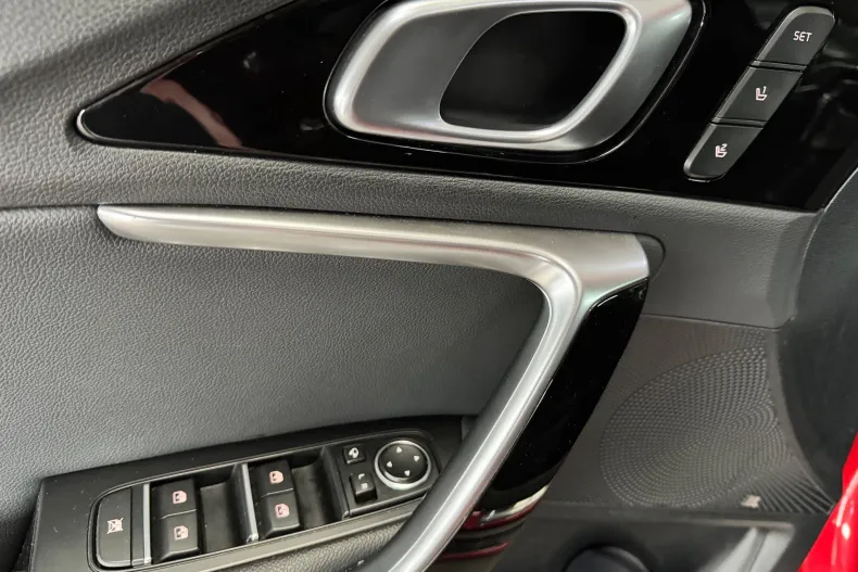 Kia XCeed din 2023 cu 77.500 km - oferta KIA148544 - foto 23