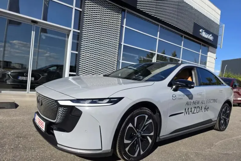 Mazda 6e din 2025 cu 1.200 km - oferta MAZ148547 - foto 2