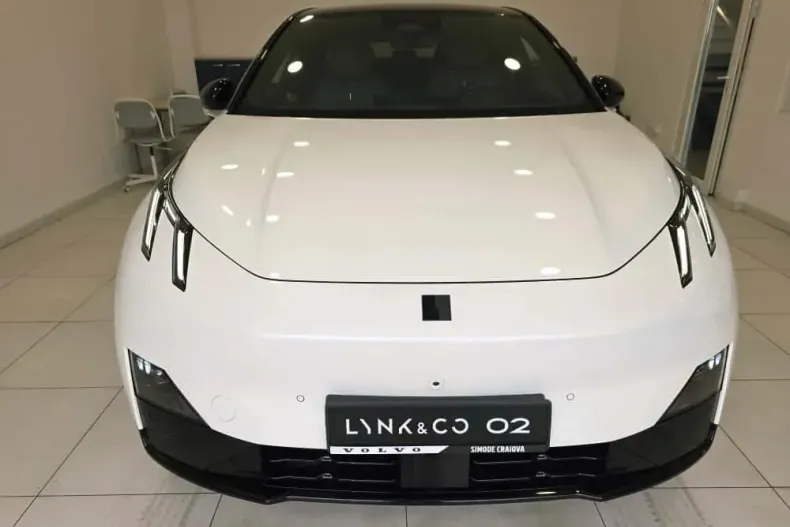 Lynk&Co 02 din 2024 cu 2 km - oferta LYN148548 - foto 4