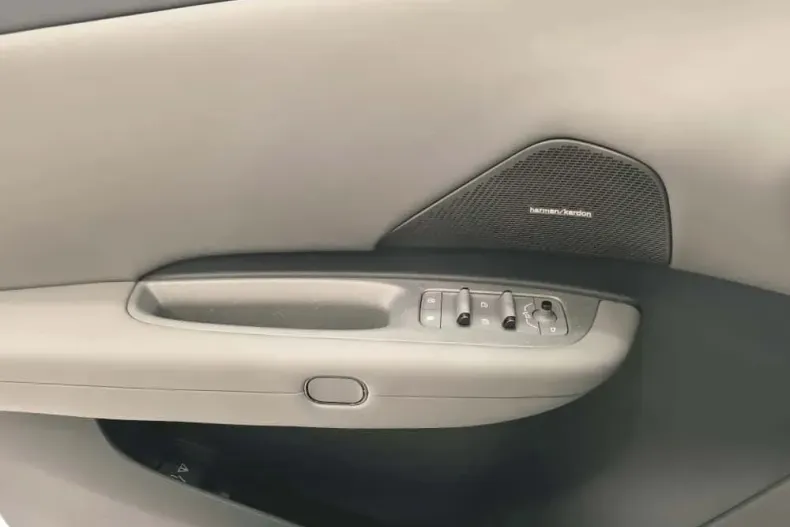 Lynk&Co 02 din 2024 cu 2 km - oferta LYN148548 - foto 11