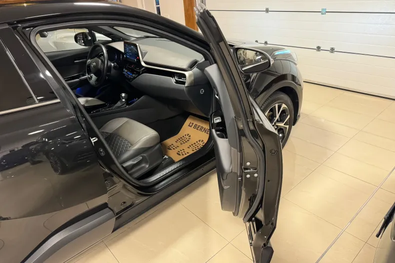 Toyota C-HR din 2020 cu 51.000 km - oferta TOY148553 - foto 23