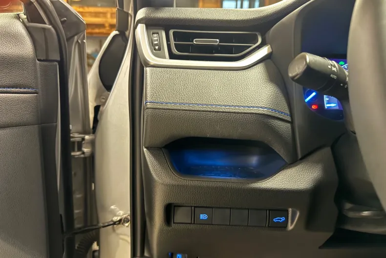 Toyota RAV4 din 2019 cu 156.000 km - oferta TOY148554 - foto 22