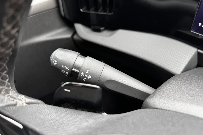 Opel Astra din 2023 cu 84.000 km - oferta OPE148556 - foto 23