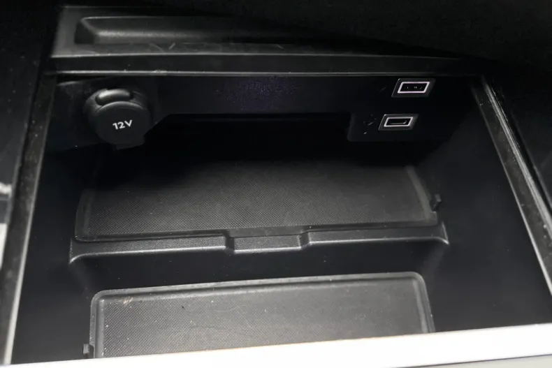 Opel Astra din 2023 cu 84.000 km - oferta OPE148556 - foto 28