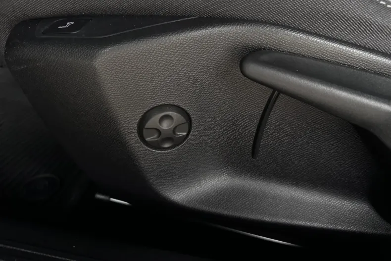 Opel Astra din 2023 cu 84.000 km - oferta OPE148556 - foto 31