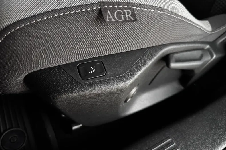 Opel Astra din 2023 cu 84.000 km - oferta OPE148556 - foto 32