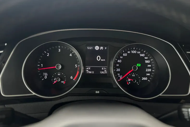 Volkswagen Passat din 2019 cu 179.000 km - oferta VOL148558 - foto 14