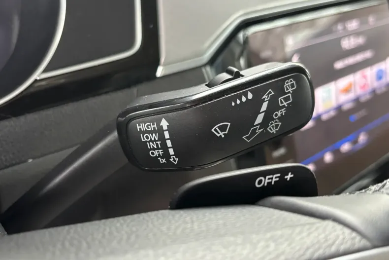 Volkswagen Passat din 2019 cu 179.000 km - oferta VOL148558 - foto 26