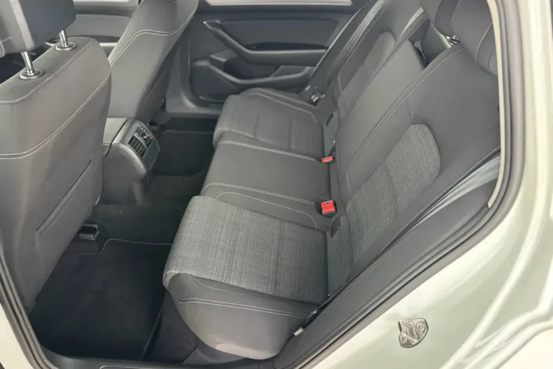 Volkswagen Passat din 2019 cu 179.000 km - oferta VOL148558 - foto 36