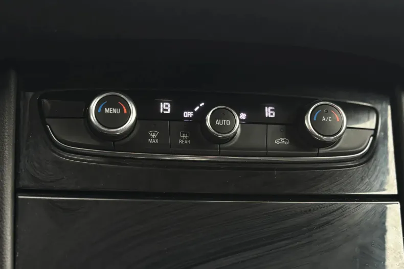 Opel Grandland (X) din 2021 cu 170.000 km - oferta OPE148559 - foto 27