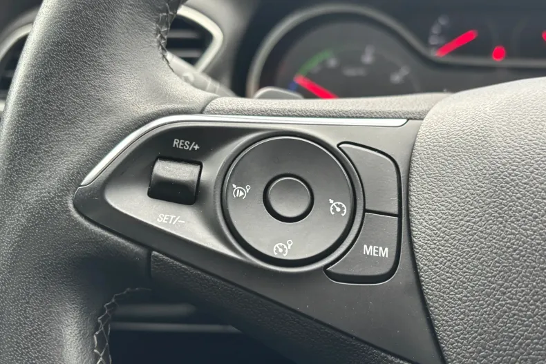 Opel Grandland (X) din 2021 cu 100.000 km - oferta OPE148560 - foto 23