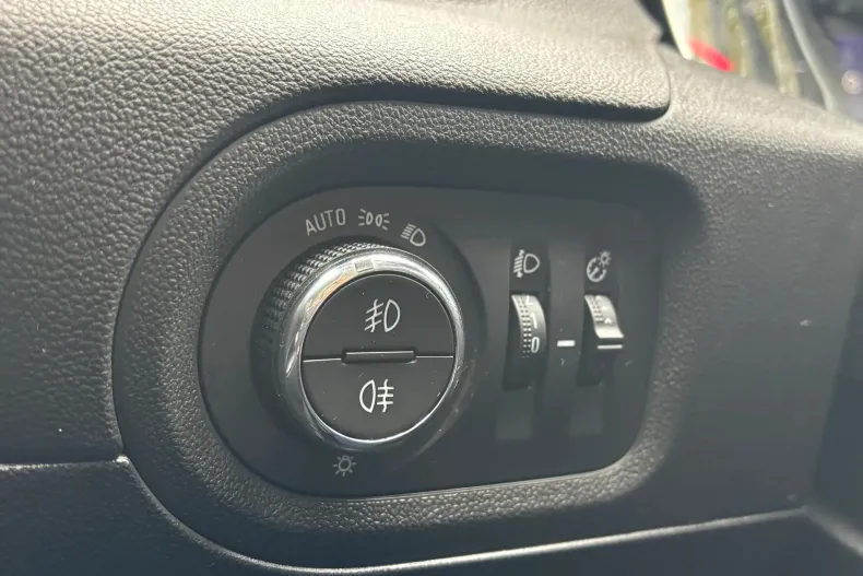 Opel Grandland (X) din 2021 cu 100.000 km - oferta OPE148560 - foto 25