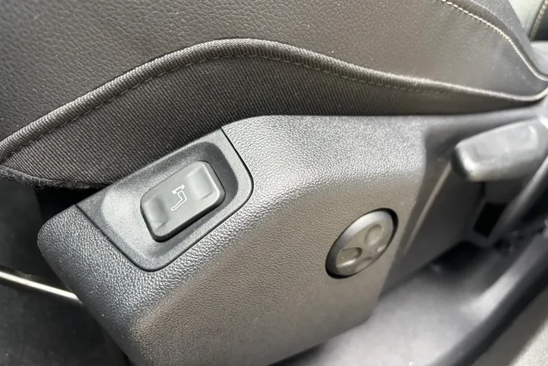 Opel Grandland (X) din 2021 cu 100.000 km - oferta OPE148560 - foto 33