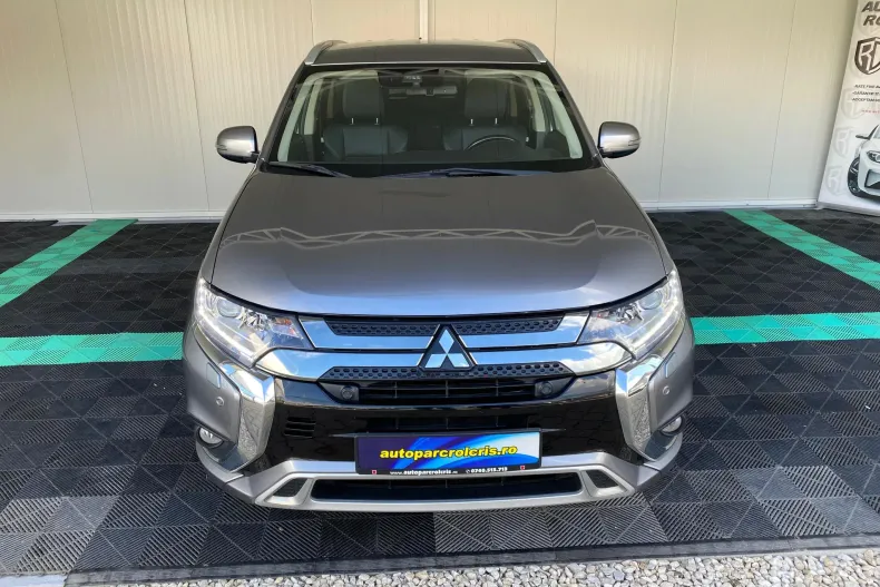Mitsubishi Outlander din 2019 cu 124.000 km - oferta MIT148563 - foto 2