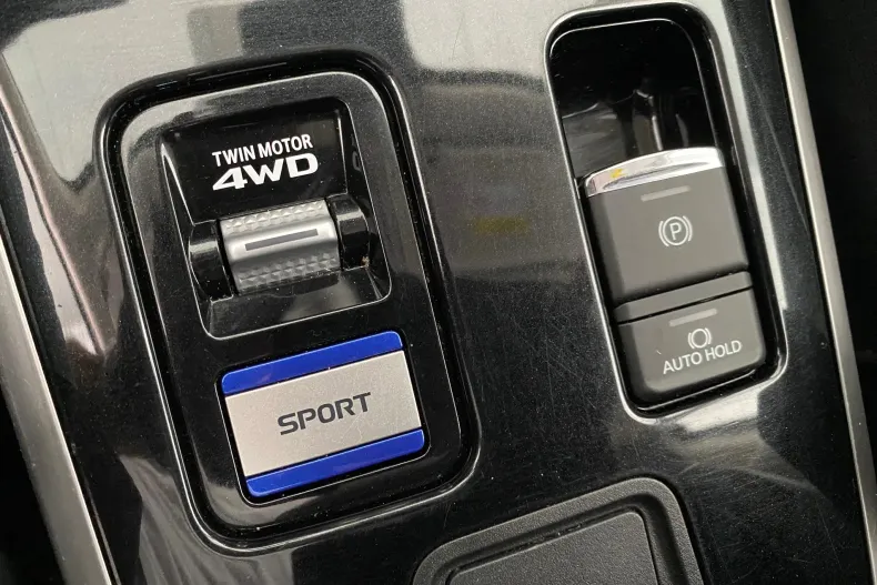 Mitsubishi Outlander din 2019 cu 124.000 km - oferta MIT148563 - foto 28