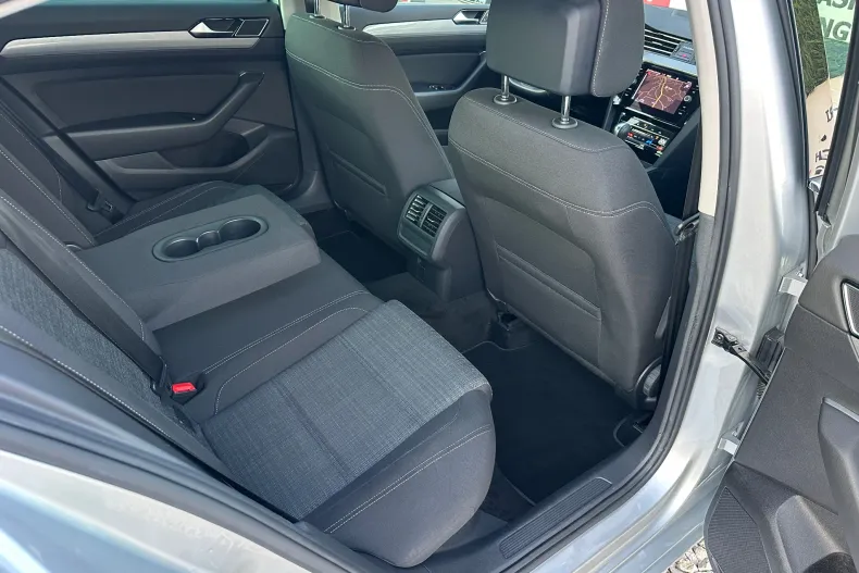 Volkswagen Passat din 2021 cu 173.000 km - oferta VOL148577 - foto 24
