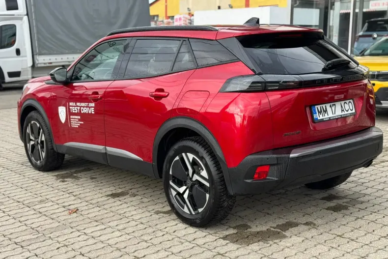 Peugeot 2008 din 2024 cu 2.223 km - oferta PEU148582 - foto 6
