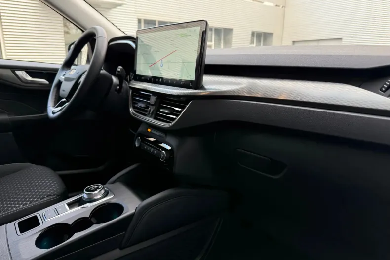 Ford Kuga din 2025 cu 1 km - oferta FOR148584 - foto 16