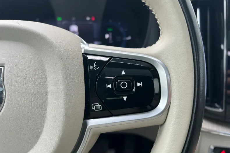 Volvo XC60 din 2021 cu 65.000 km - oferta VOL148586 - foto 18