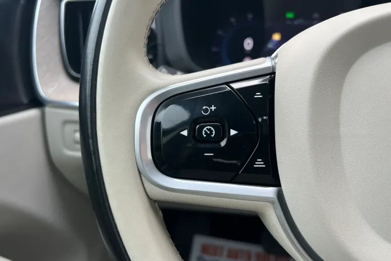 Volvo XC60 din 2021 cu 65.000 km - oferta VOL148586 - foto 19