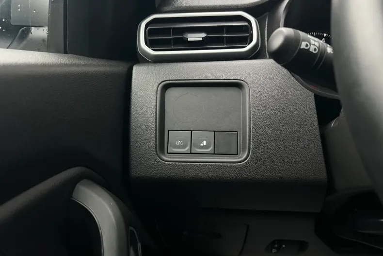 Dacia Duster din 2024 cu 36.000 km - oferta DAC148595 - foto 21