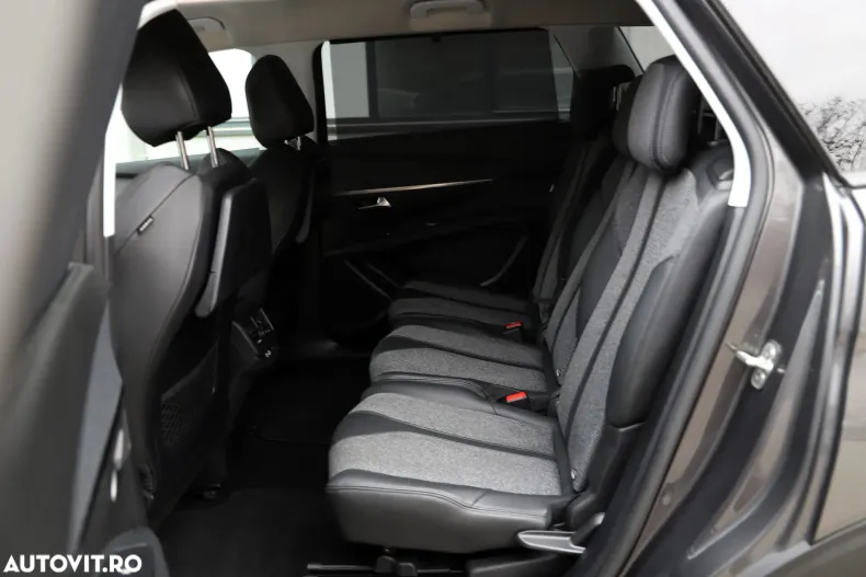 Peugeot 5008 din 2020 cu 117.661 km - oferta PEU148607 - foto 9