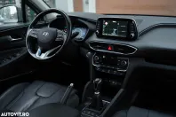 Hyundai SANTA FE din 2021 cu 137.216 km - oferta HYU148609 - foto 14