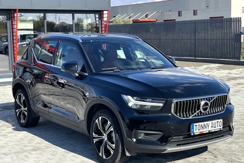 Volvo XC40 din 2021 cu 113.831 km - oferta VOL148613 - foto 3
