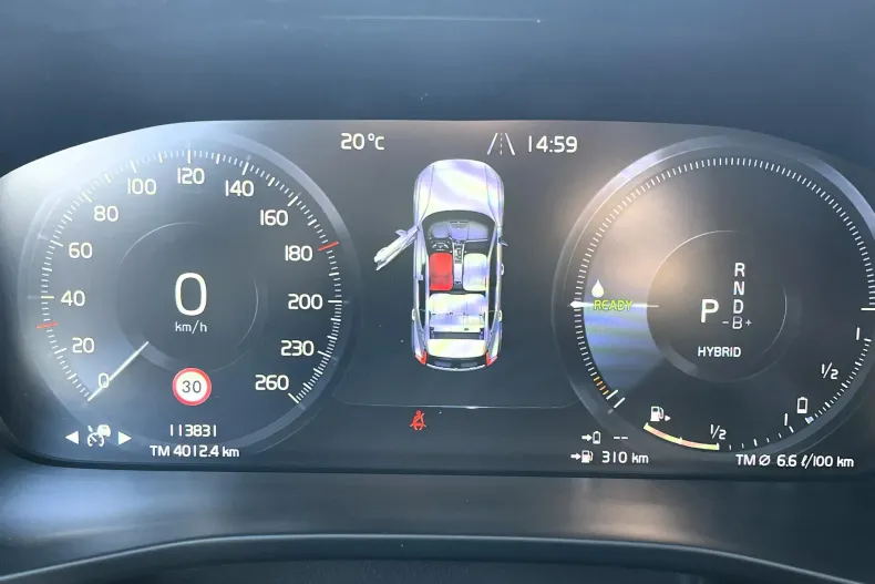 Volvo XC40 din 2021 cu 113.831 km - oferta VOL148613 - foto 10