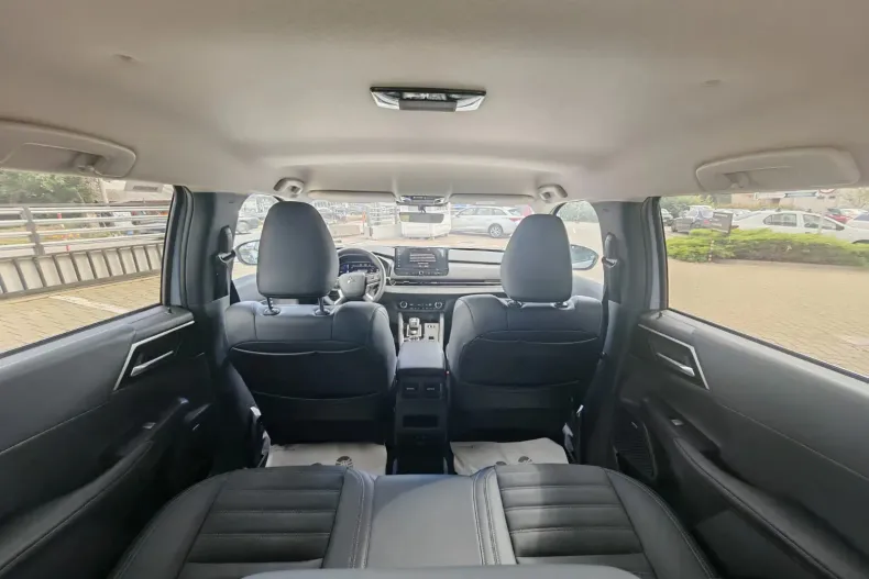 Mitsubishi Outlander din 2025 cu 22 km - oferta MIT148615 - foto 24