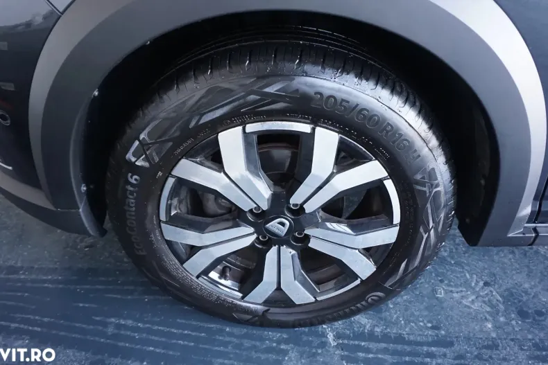 Dacia Sandero Stepway din 2023 cu 11.794 km - oferta DAC148616 - foto 4