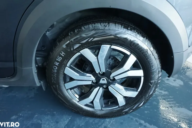 Dacia Sandero Stepway din 2023 cu 11.794 km - oferta DAC148616 - foto 5