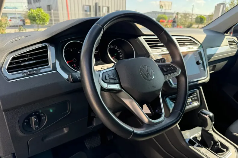 Volkswagen Tiguan din 2021 cu 136.070 km - oferta VOL148626 - foto 14