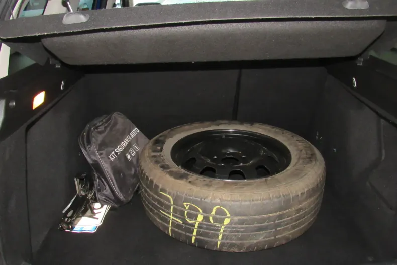 Dacia Duster din 2021 cu 151.000 km - oferta DAC148629 - foto 5