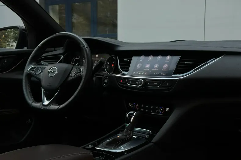 Opel Insignia din 2020 cu 70.000 km - oferta OPE148632 - foto 22