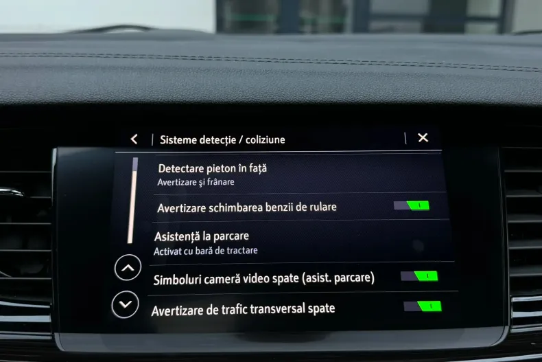 Opel Insignia din 2020 cu 70.000 km - oferta OPE148632 - foto 35